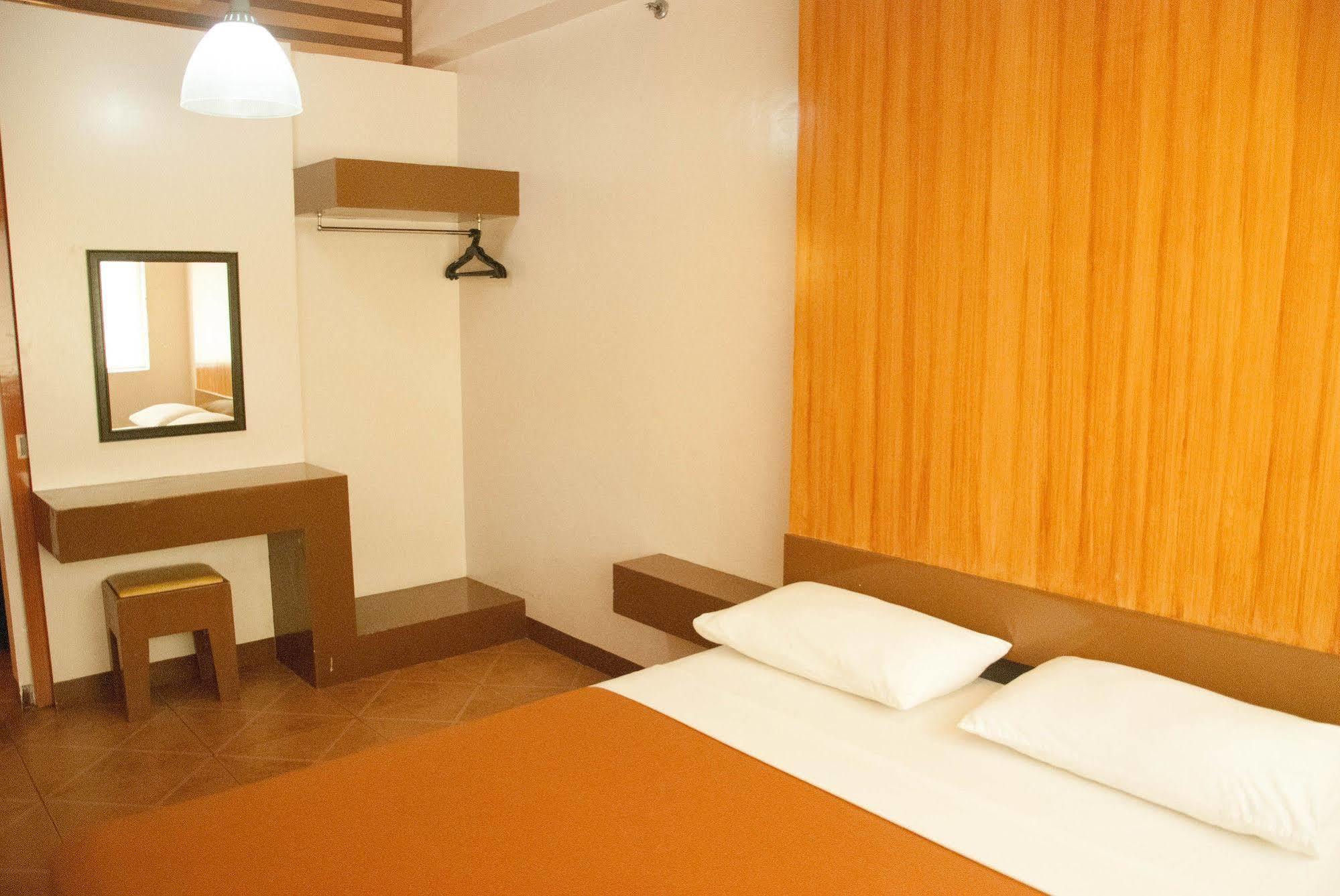 Zen Rooms Basic La Paz Makati City Exterior foto
